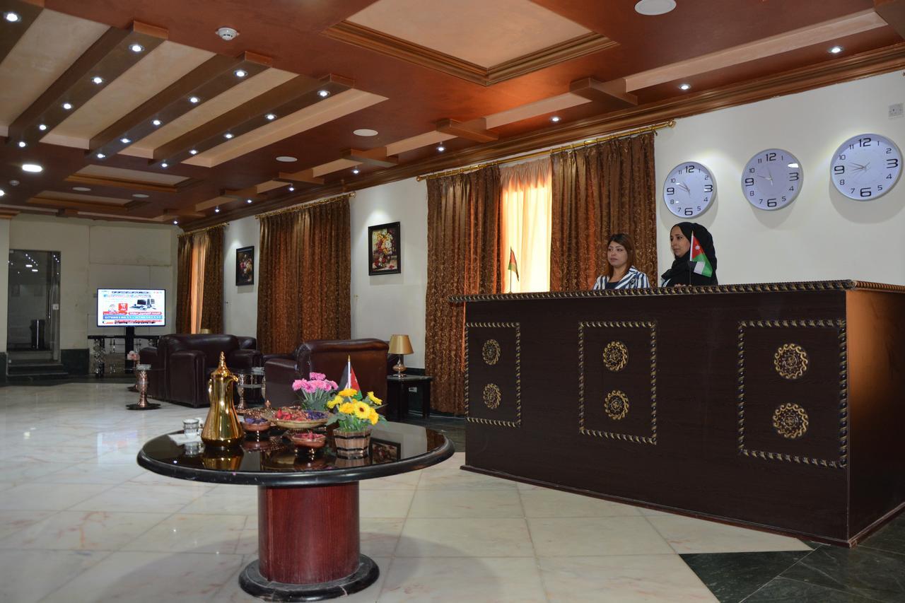Teeba Palace Hotel Suites Amman Dış mekan fotoğraf