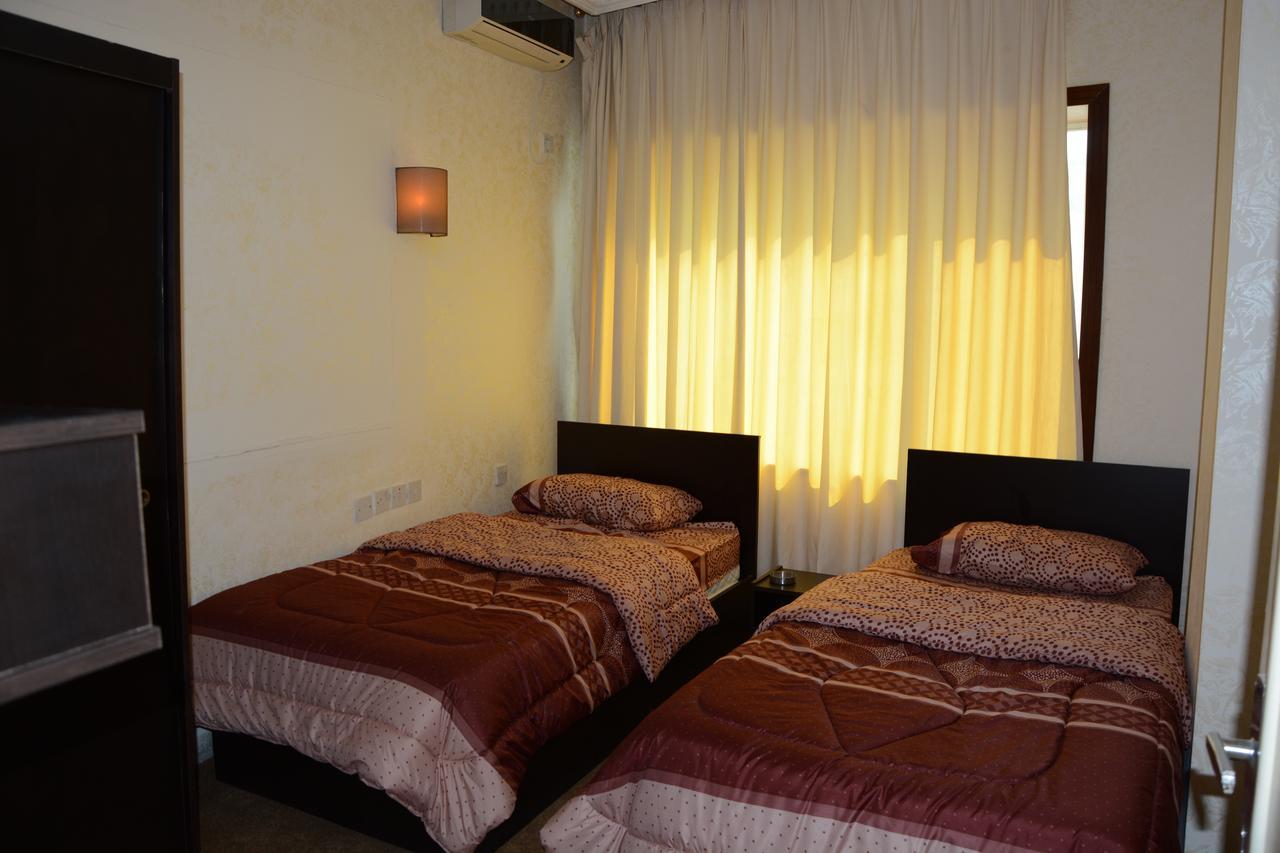 Teeba Palace Hotel Suites Amman Dış mekan fotoğraf