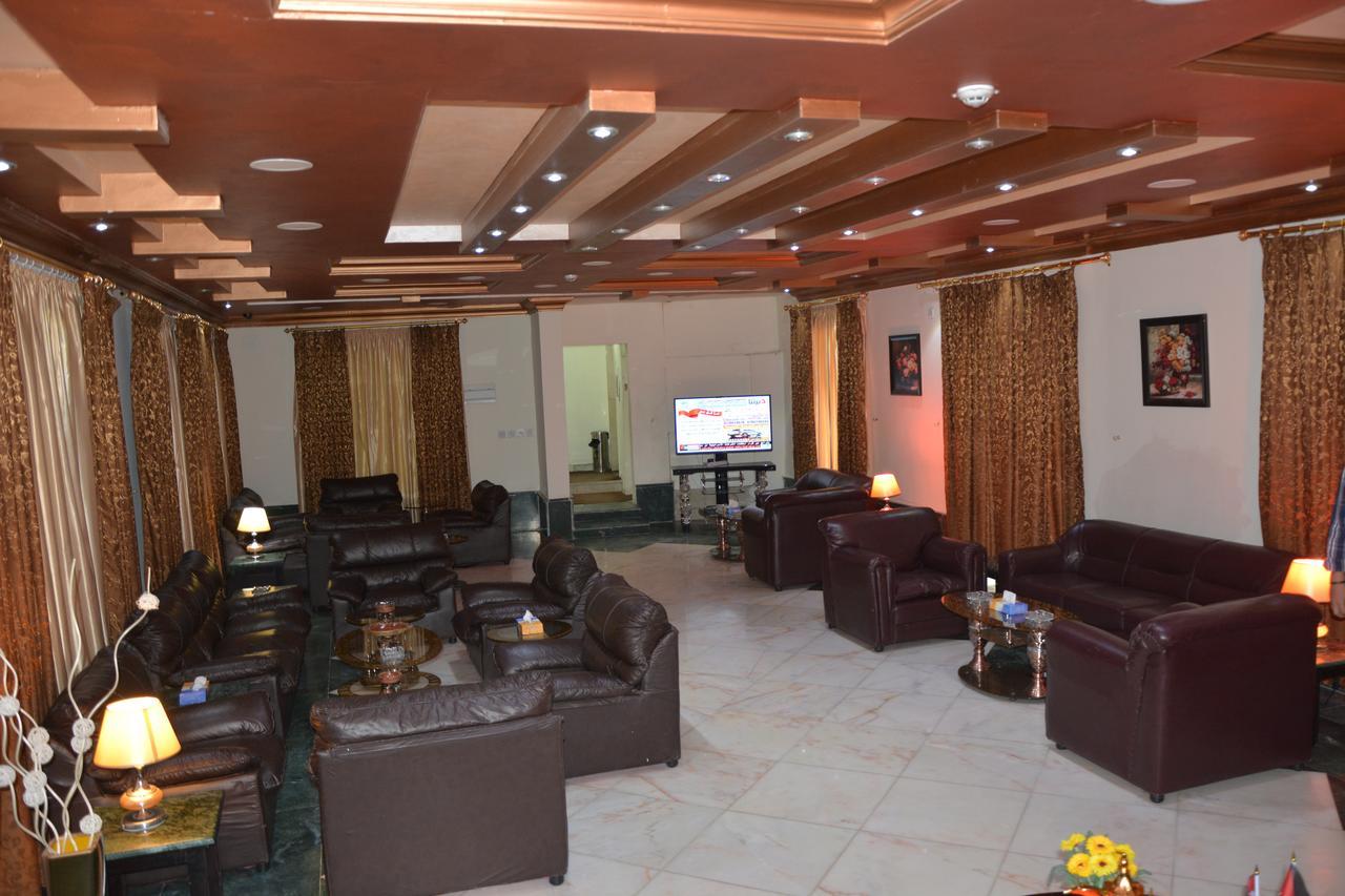 Teeba Palace Hotel Suites Amman Dış mekan fotoğraf