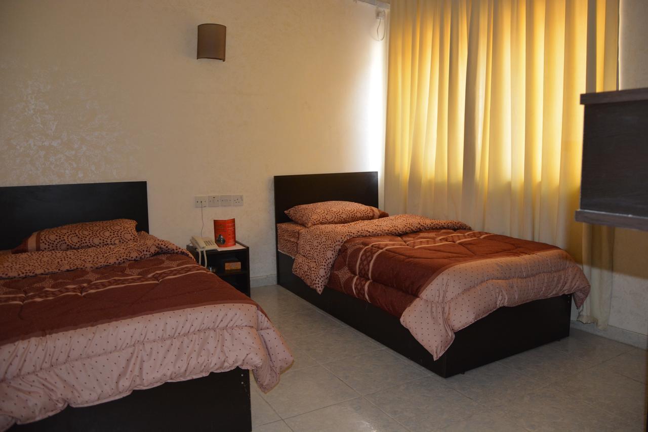Teeba Palace Hotel Suites Amman Dış mekan fotoğraf